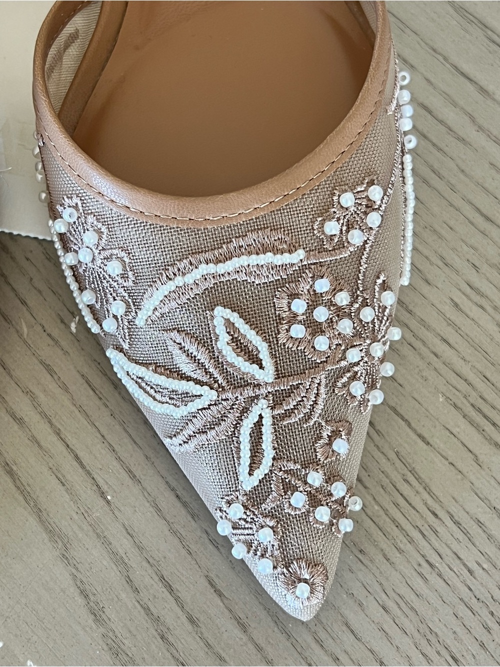 ZARA Beige Embroidered Pointed-Toe Slingback Heels - Picture 2 of 4